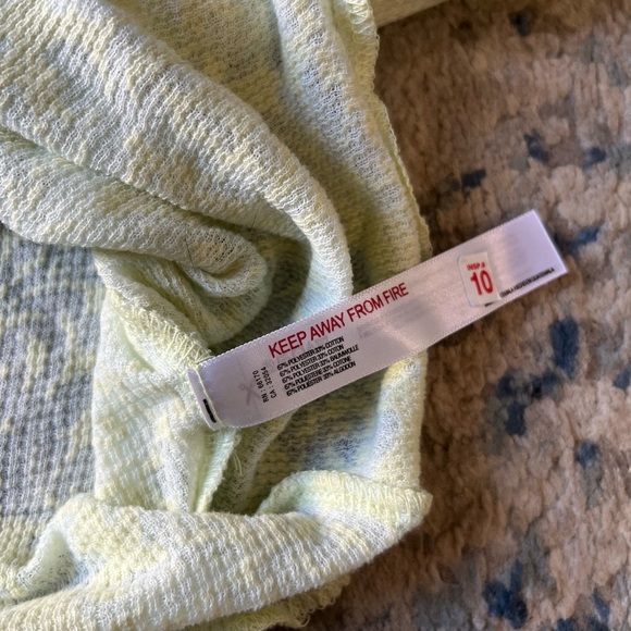 Free People light green intimately you & I floral turtleneck small - Picture 6 of 6